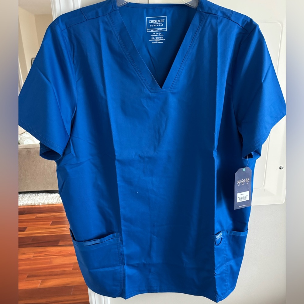 New with tags Cherokee scrub top